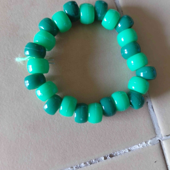 Lylah's Multicolor Beaded Bracelet - Picture 13 of 16